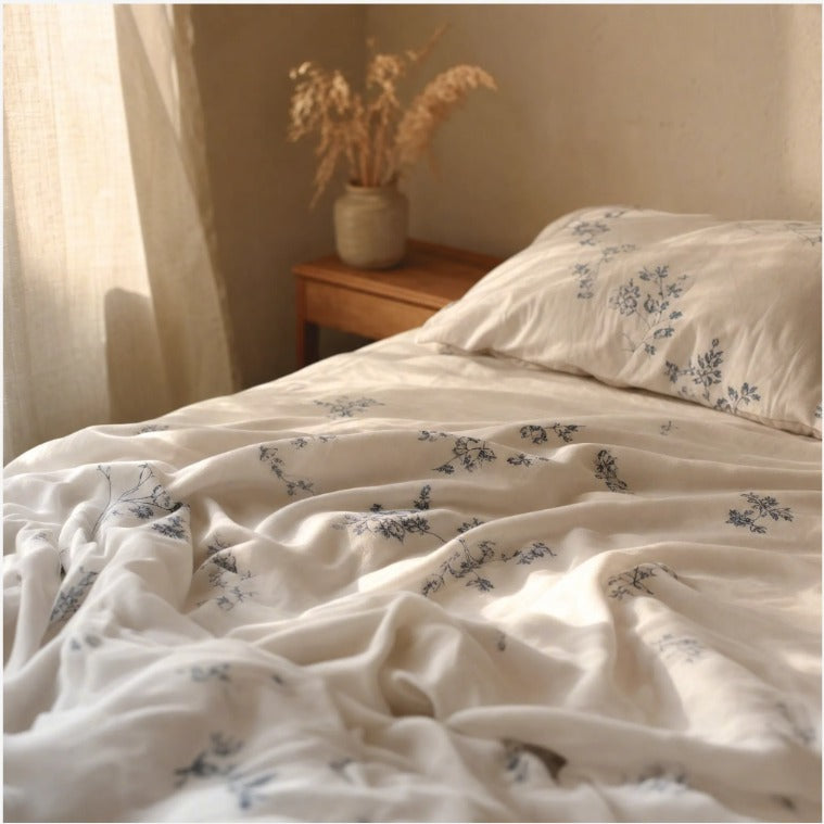 Ivory Garden Bedsheet - T200